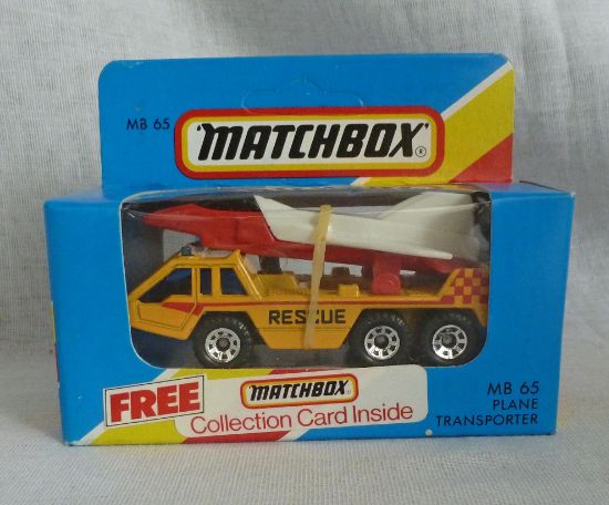 Picture of Matchbox Blue Box MB65 Plane Transporter with Red/White Aircraft