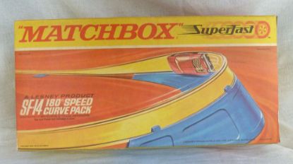 Picture of Matchbox Superfast SF-14 180 Degree Speed Curve Pack [A]
