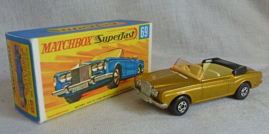 Picture of Matchbox Superfast MB69c Rolls Royce Silver Shadow Gold CI Charcoal Base