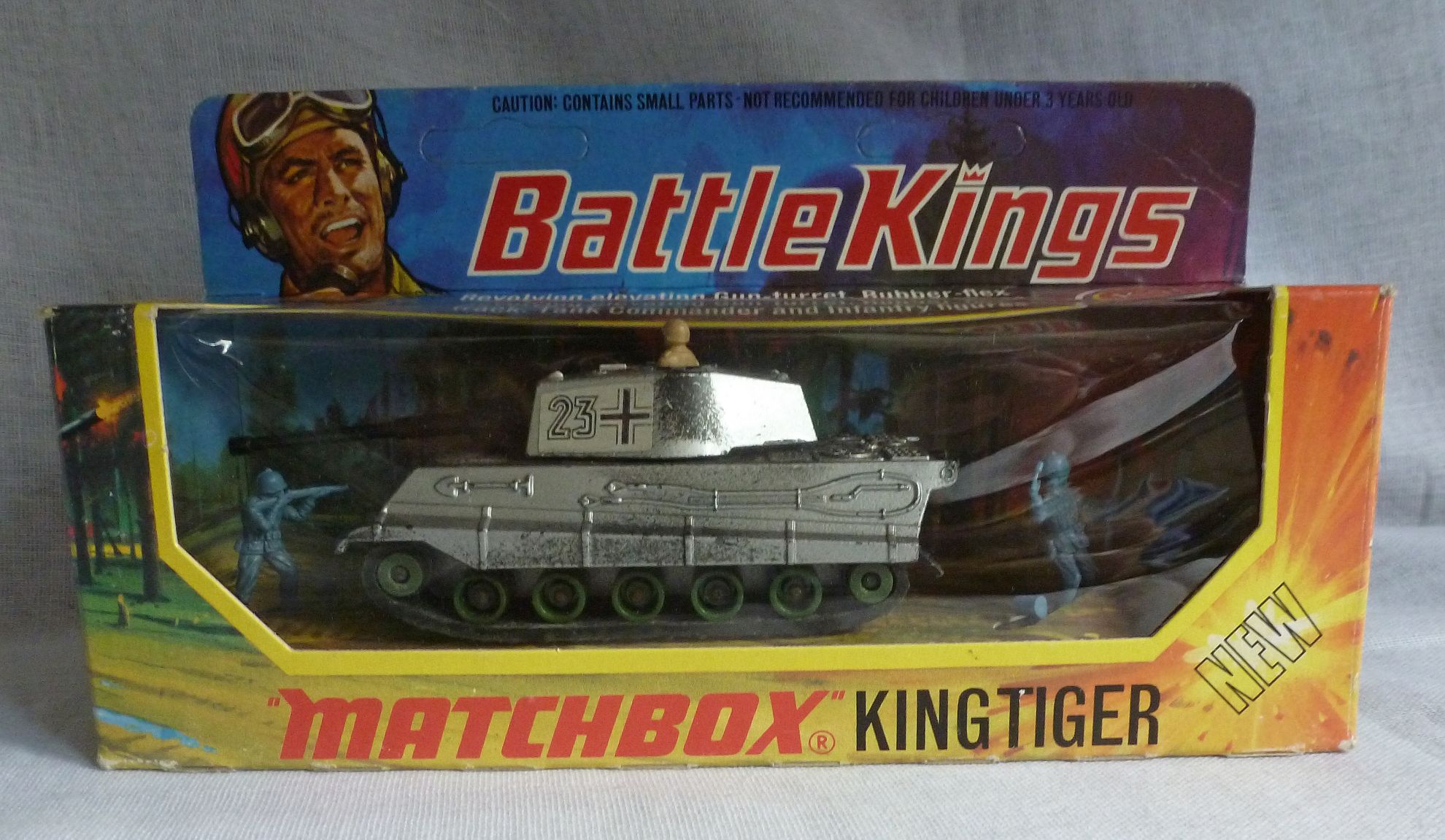 Matchbox Battle Kings K-104 King Tiger Tank Silver/Black