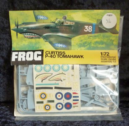 Picture of Frog Curtiss P-40 Tomahawk Aircraft Model Kit [CAT No.F197]
