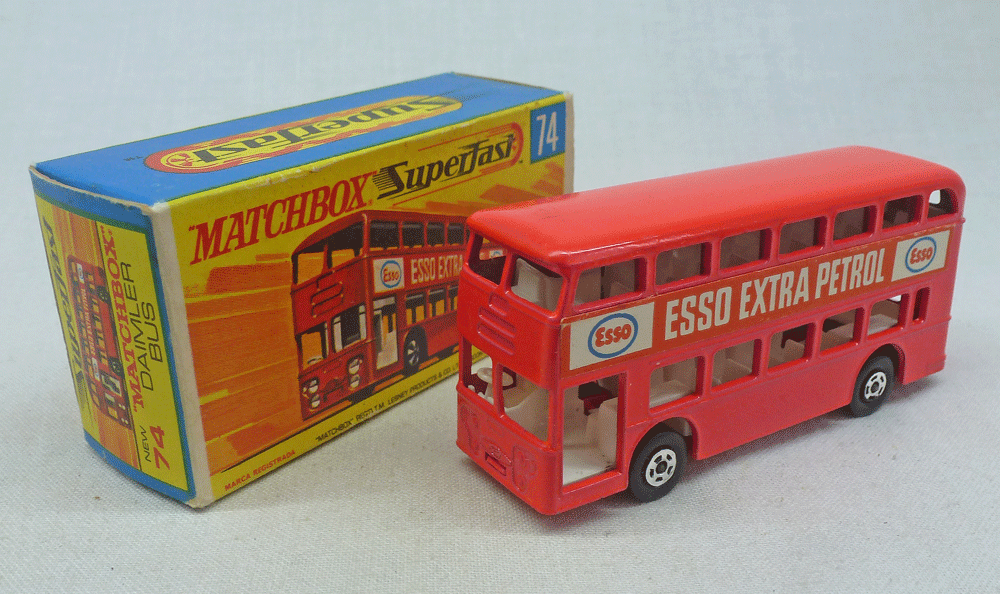 Rockertron Toys. Matchbox Superfast MB74b Daimler Bus Pink