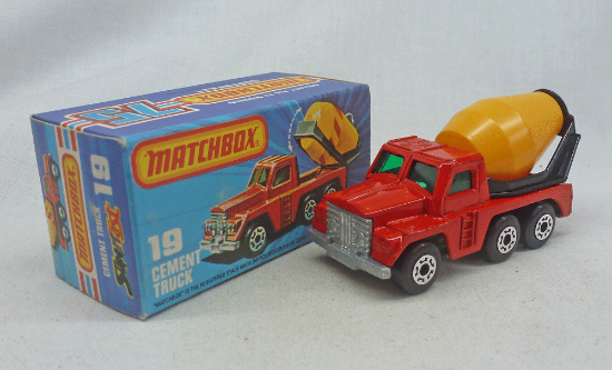 Picture of Matchbox Superfast MB19f Cement Truck with Green Windows & Orange Barrel