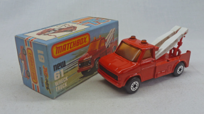 Picture of Matchbox Superfast MB61d Wreck Truck Red with Satin Black Base