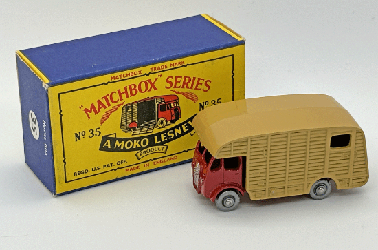 Picture of MATCHBOX MB35 HORSE BOX SPW